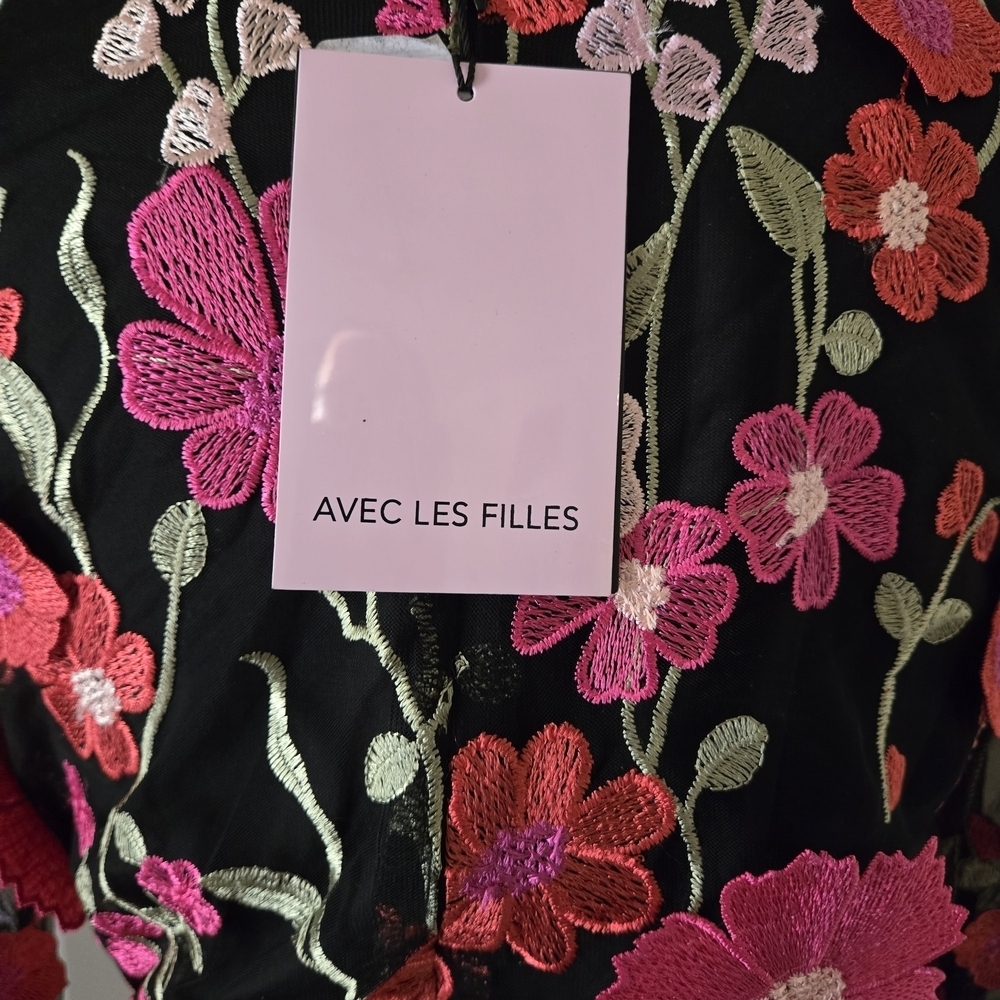 Avec Les Filles Black and Pink Floral Long Sleeve Dress - Picture 8 of 12